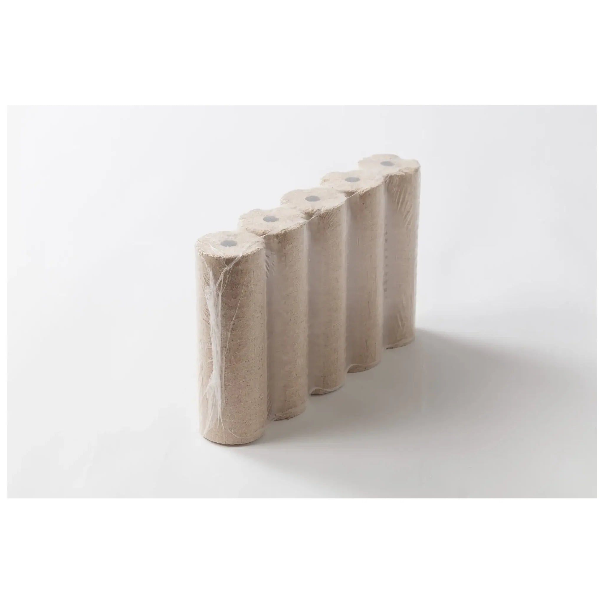 NESTRO träbriketter 96×10 kg pall – barrträ – VedOnline.se